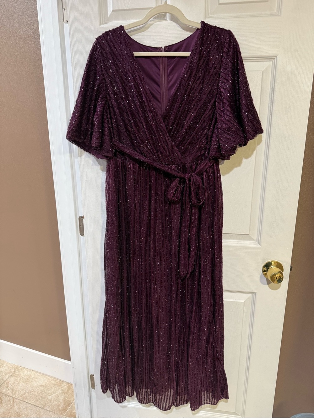 Elegant Deep Plum Wrap Midi Dress with Tie Waist